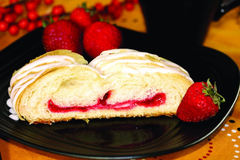 Strawberry Cream Cheese Pastry